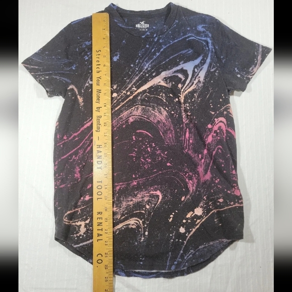 Hollister Galazy Black Shirt Size S Curved Hem - Picture 4 of 6